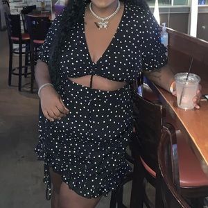 Pretty Little Thing dress